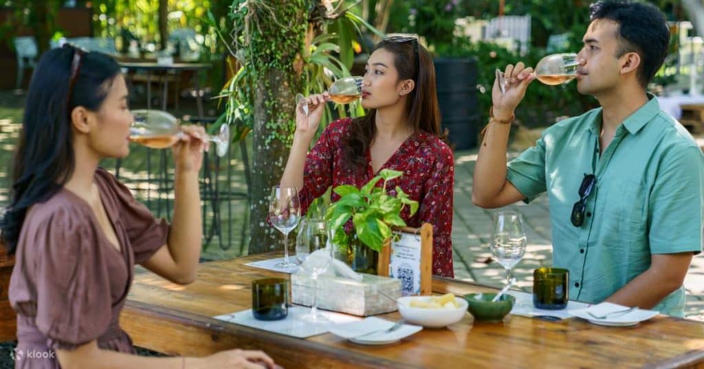 Sababay Winery Tour dengan Wine Tasting di Bali