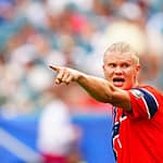 A Pressão de Trump, o Cartão Vermelho Cancelado e a Fúria Norueguesa: A Política Invadiu o Futebol? Erling Haaland angry
